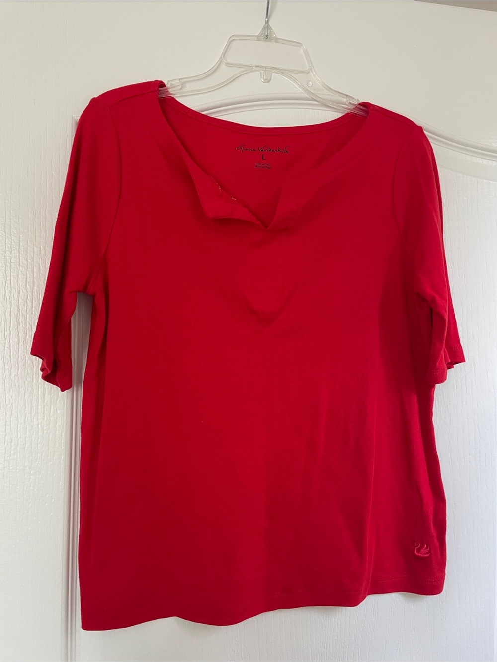 Gloria Vanderbilt Red Short-Sleeve Scoop Neck Top